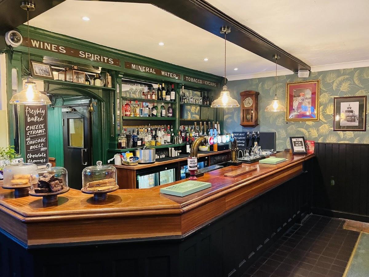 Black Swan Pub and Theatre