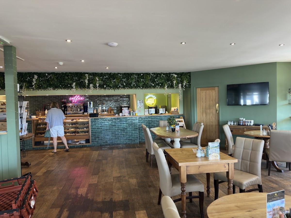 East Hills Bakery & Cafe