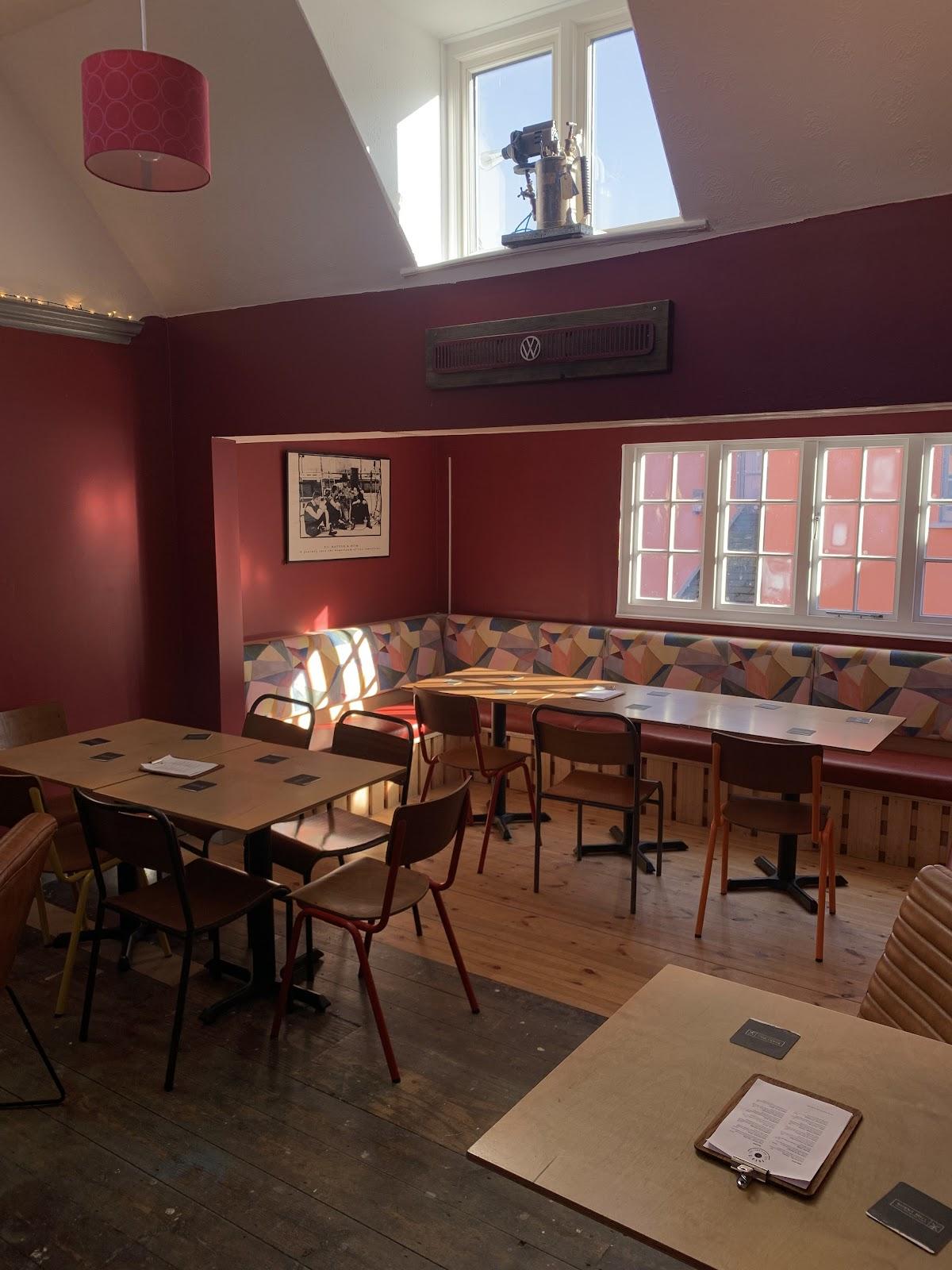 Fred's Bar and Vinyl