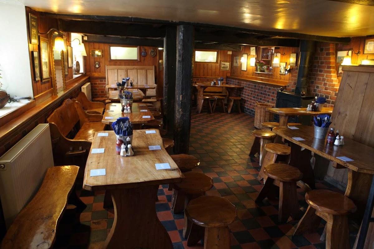 Harbour Inn