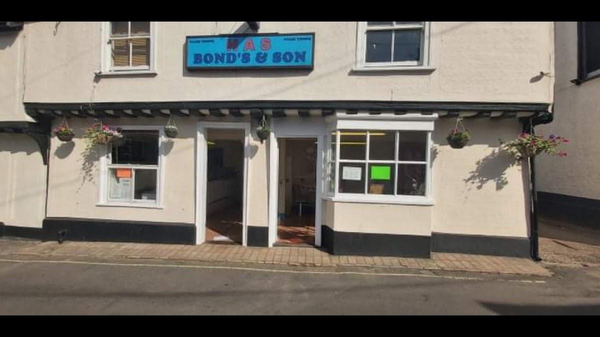 Has Bond's & Son
