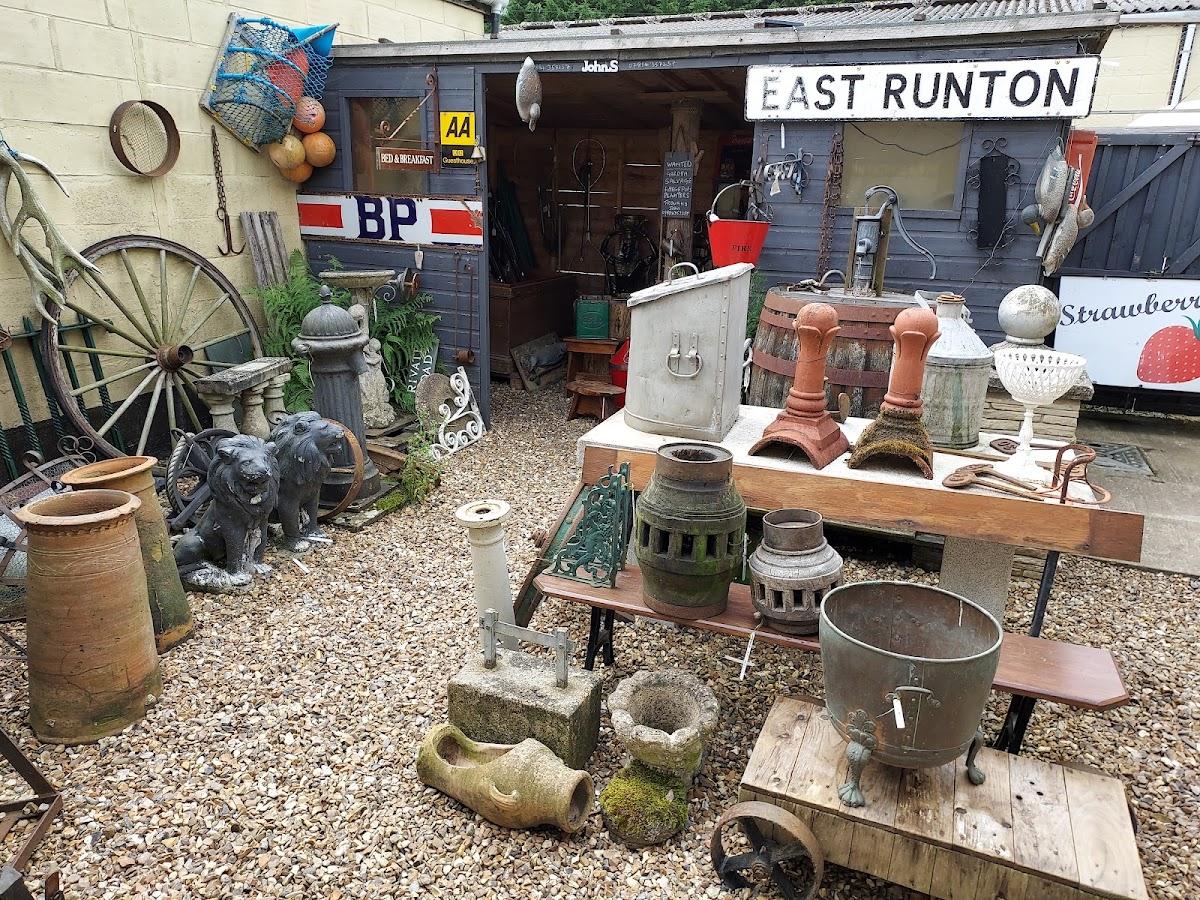 Holt Antiques & Interiors Centre