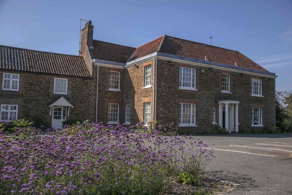 Knights Hill Hotel & Spa