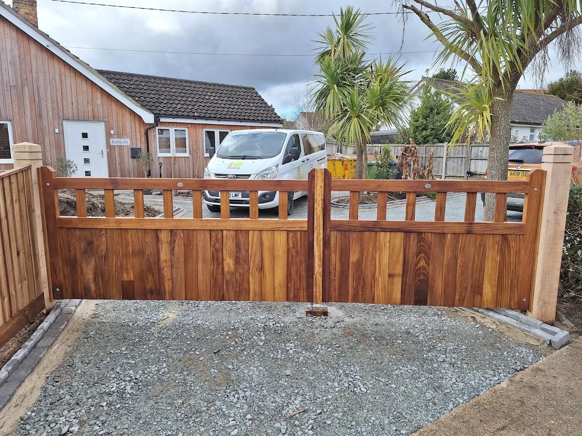 Landmark Fencing Ltd