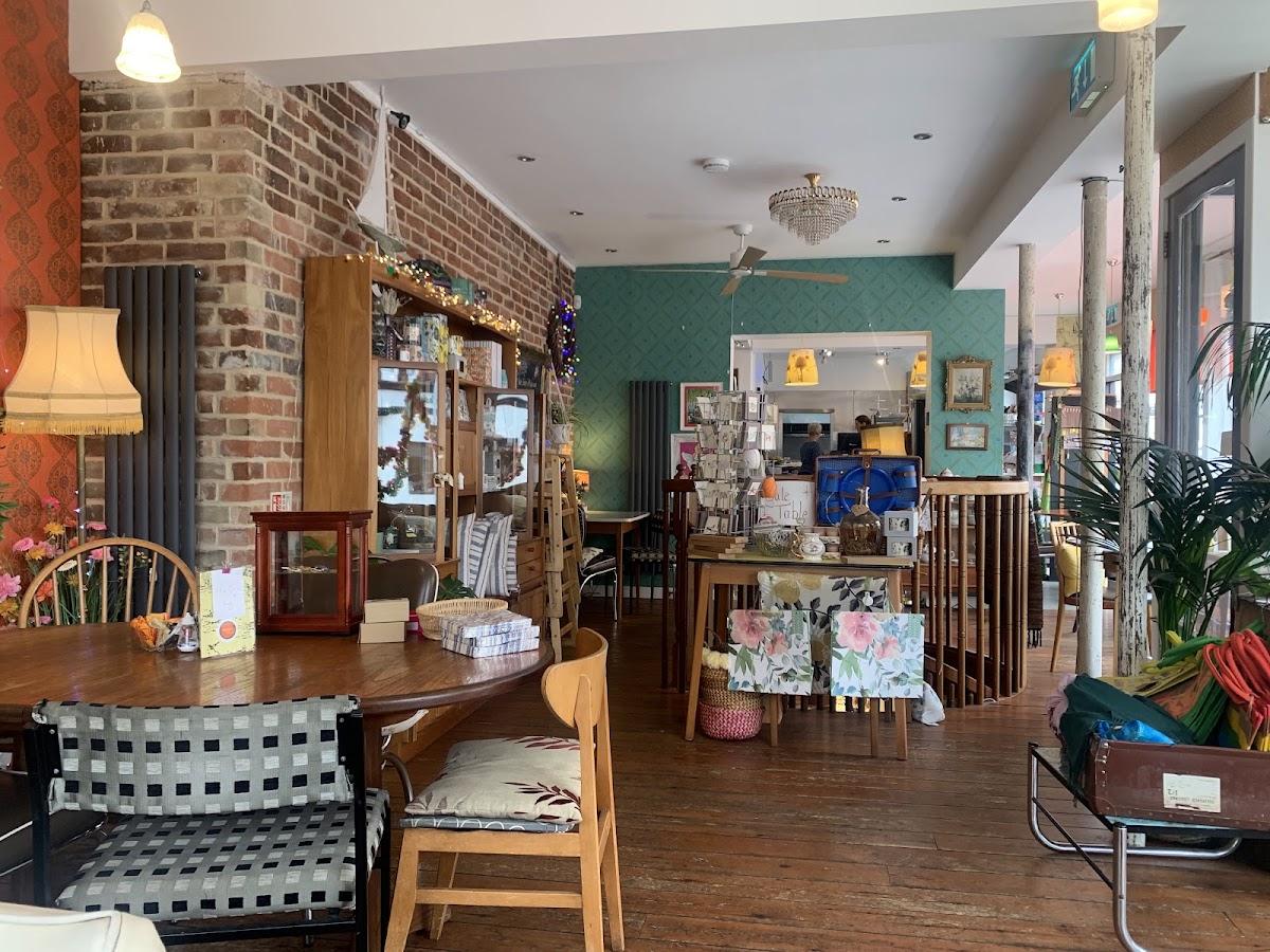 Margo's Lounge