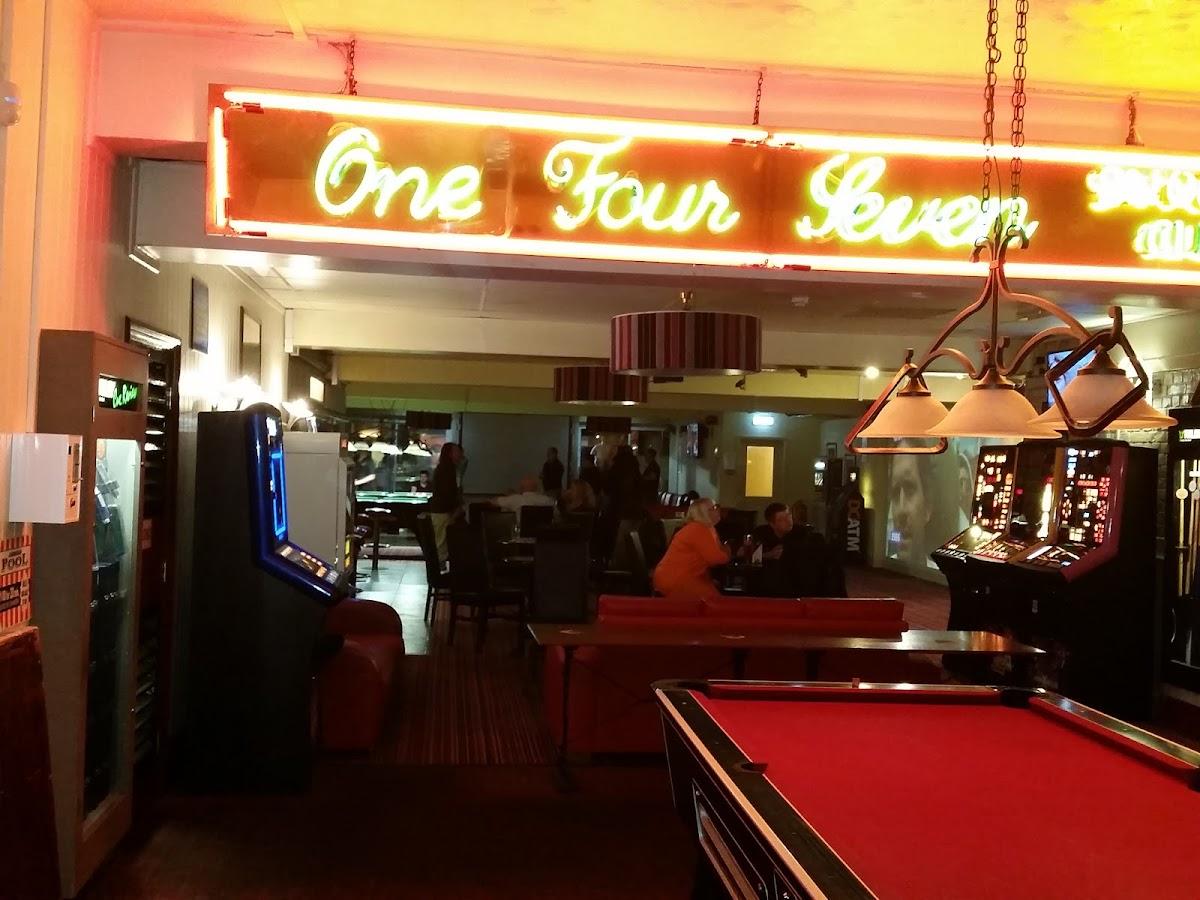 Merlin’s Sports Bar