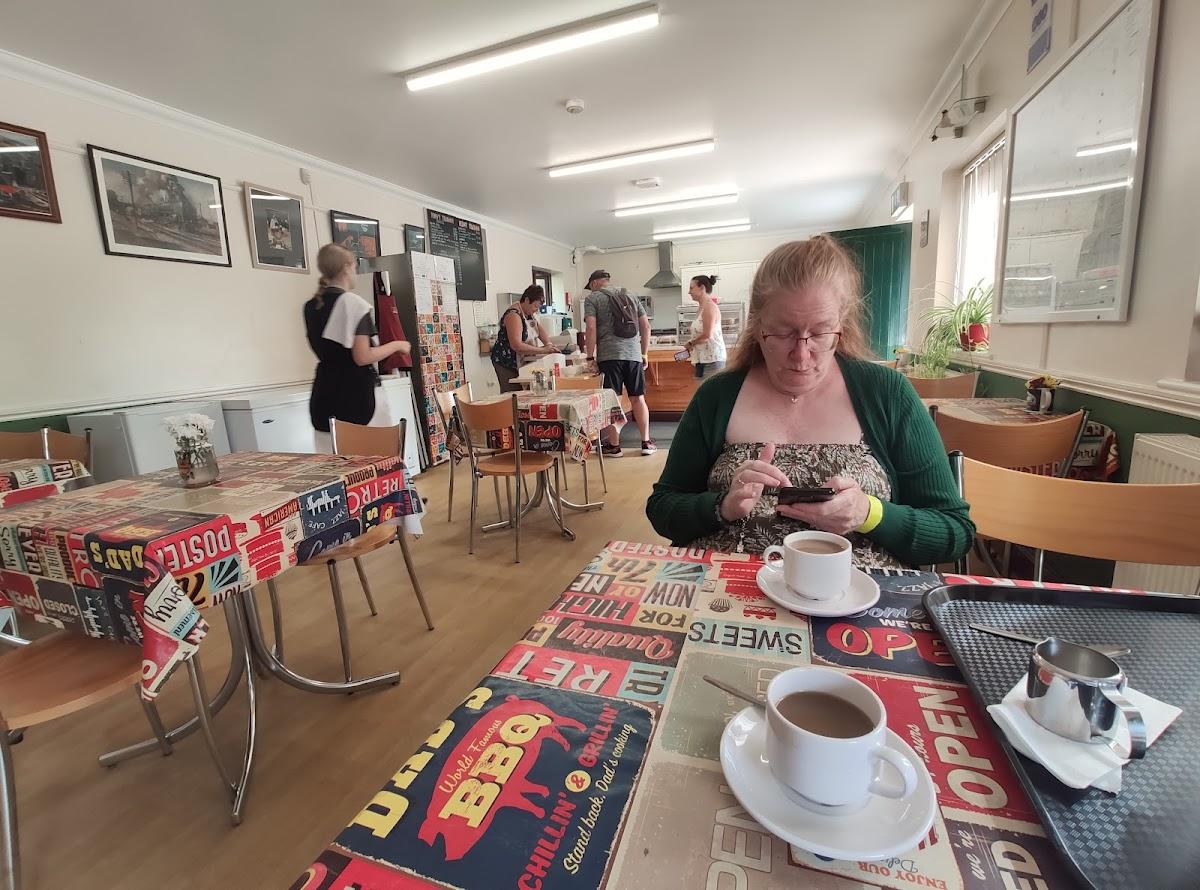Middy Tea Room