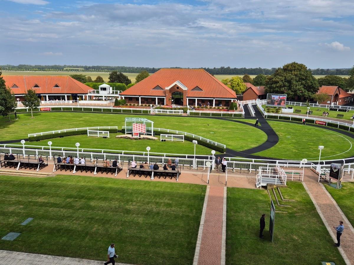 Newmarket Rowley Mile Course