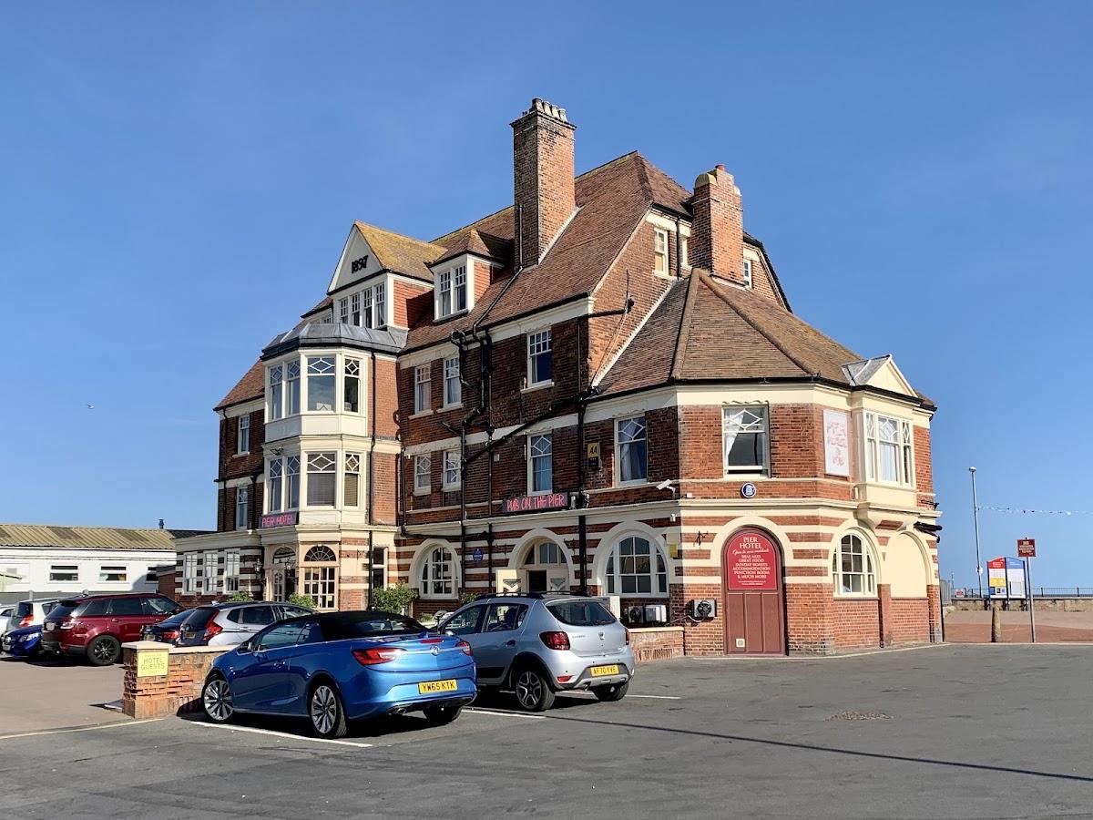 Pier Hotel