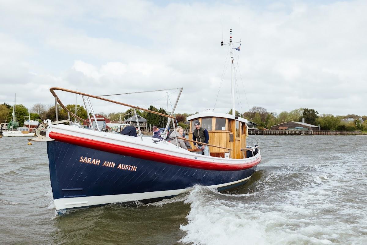 River Cruises at Robertsons Boatyard