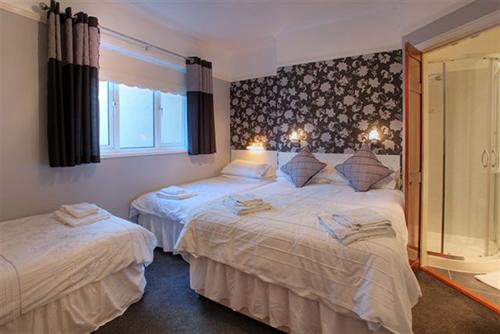 Senglea Lodge