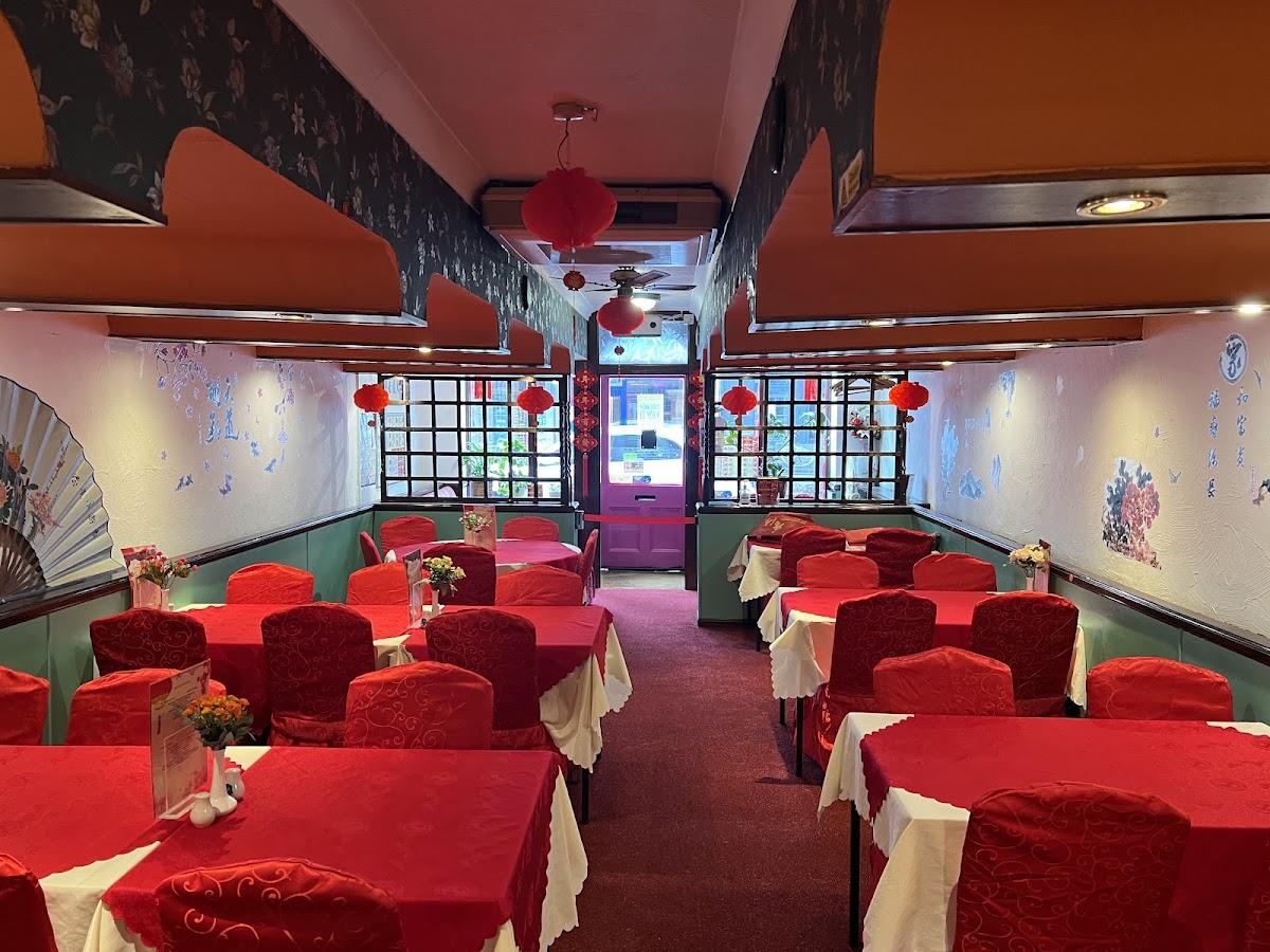 The Hot & Cold Chinese Restaurant