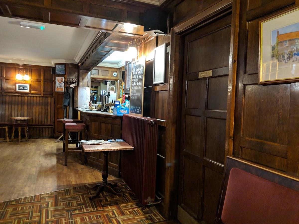 The Swan, South Wootton