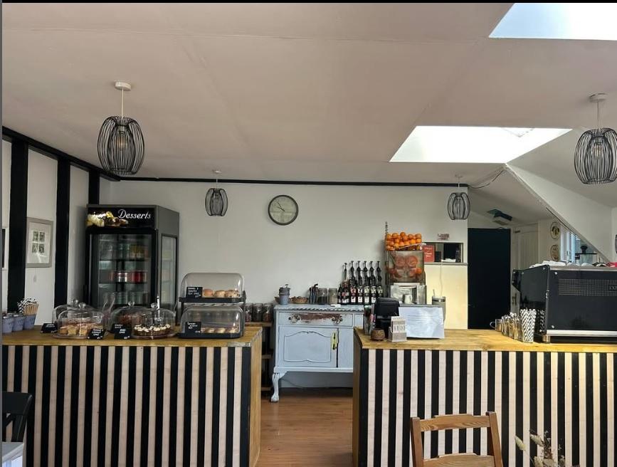 The Tea Shed Cafe, Restaurant