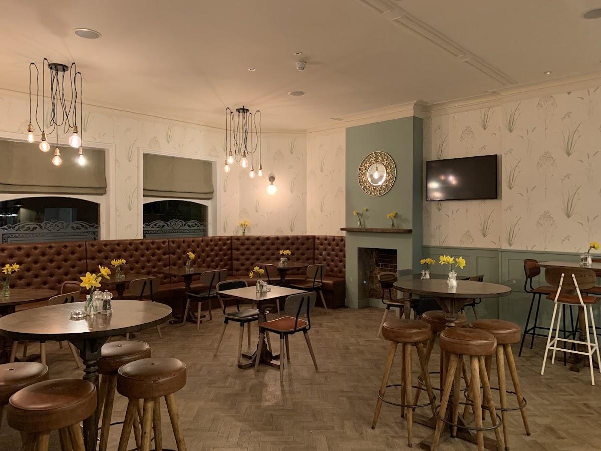 The White Horse Overstrand