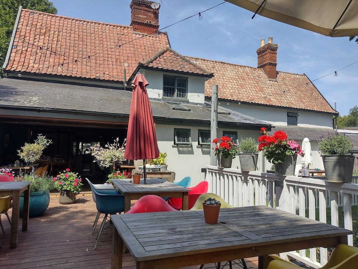 Dennington Queen Pub Dennington