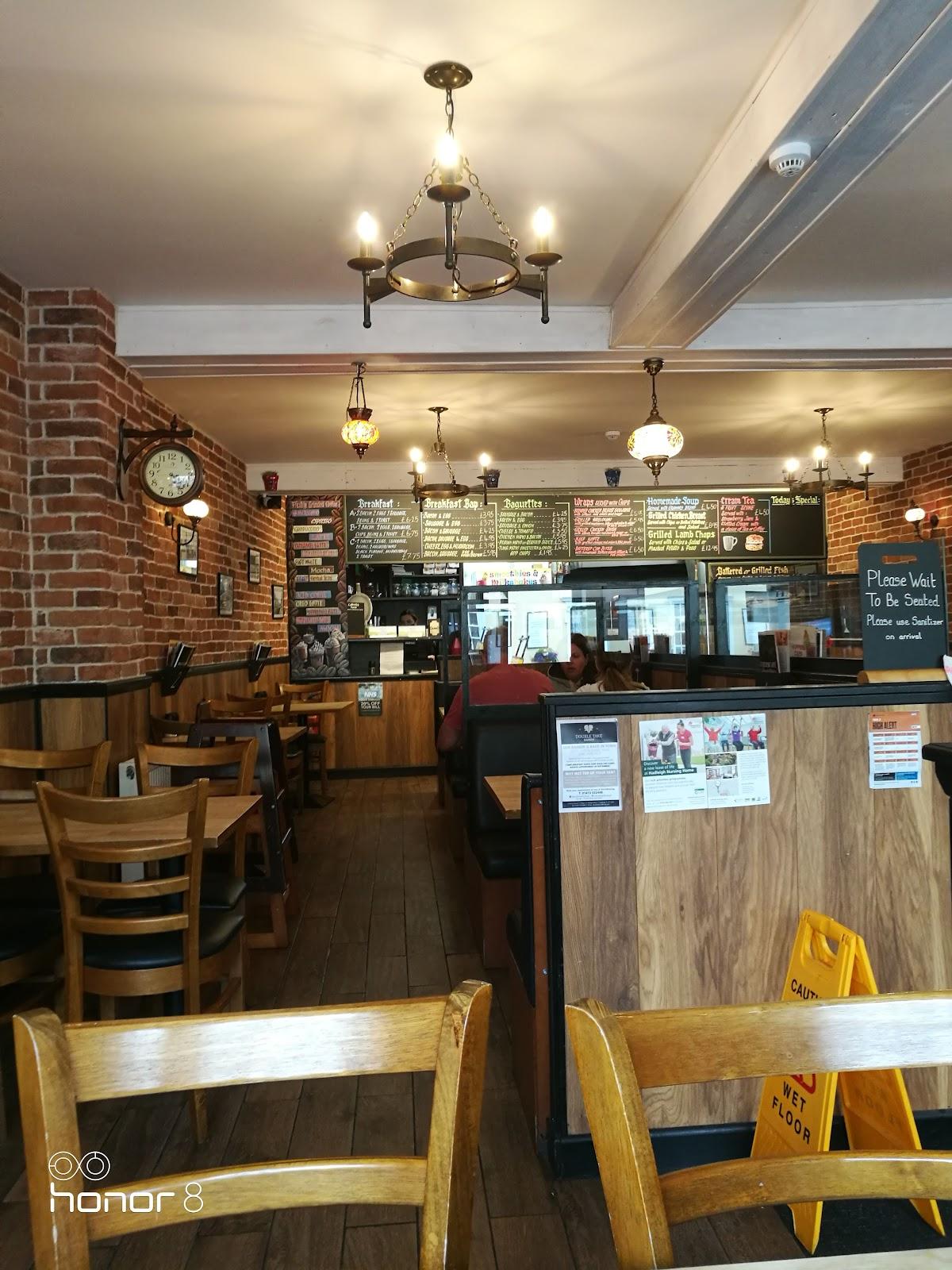 Huffers Cafe & Restaurant